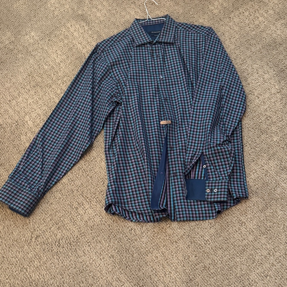 Bugatachi men’s dress shirt